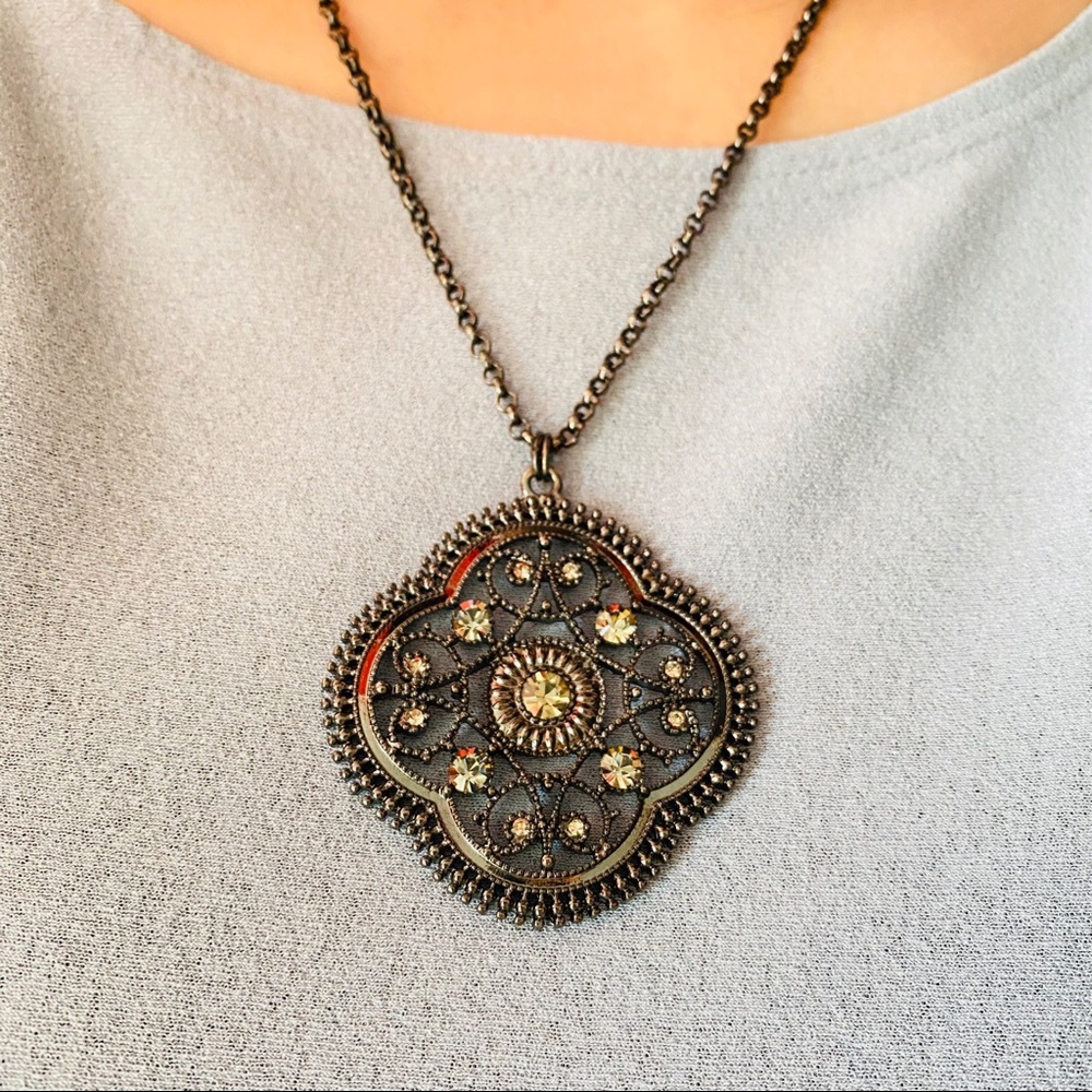 Express Pendant Necklace